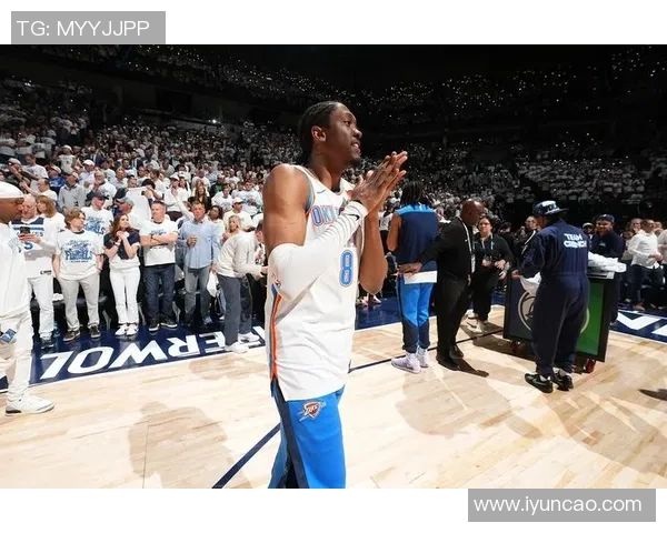 想打破73胜纪录- 杰伦威:咱们很要强 不甘心输掉任何一场竞赛 想打破73胜纪录- 杰伦威:咱们很要强 不甘心输掉任何一场竞赛